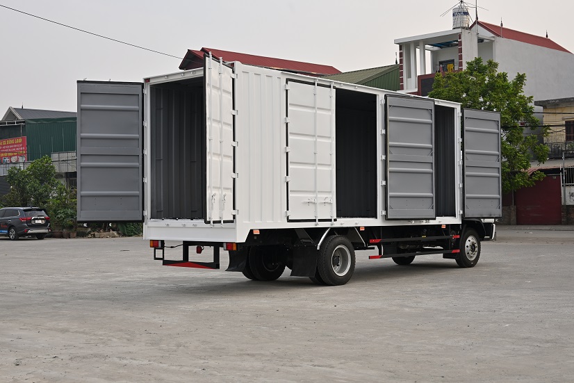 Thùng xe Chenglong L3