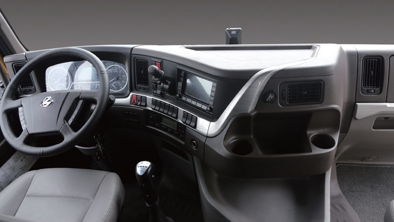 XE ĐẦU KÉO CHENGLONG H7 385HP POWER - 6x4 (CẦU LÁP)