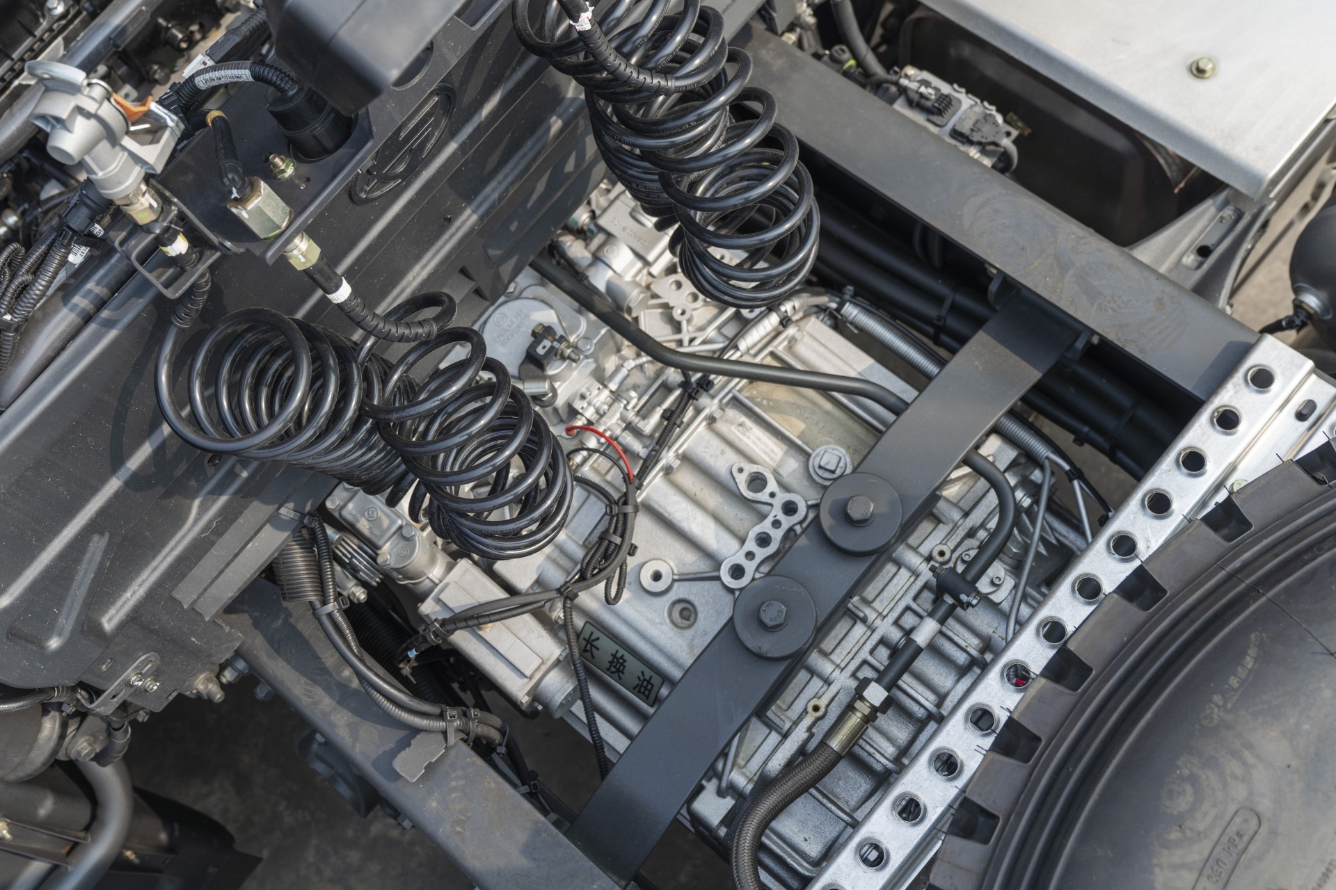 XE ĐẦU KÉO CHENGLONG H7 LUXK 445HP CẦU DẦU