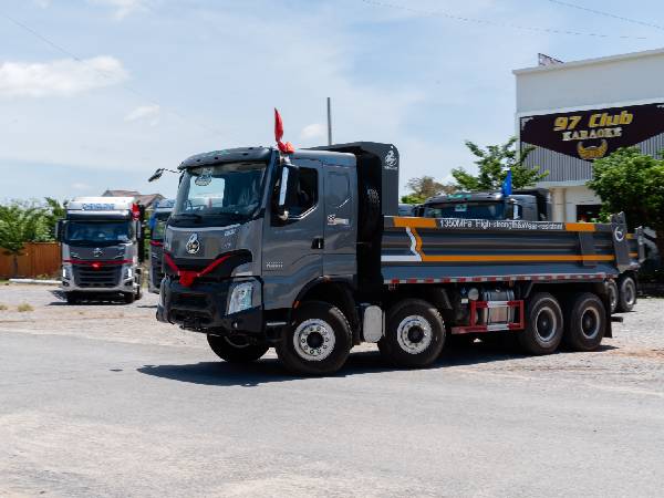 XE BEN CHENGLONG 350HP CẦU DẦU - SỨC MẠNH, TIÊT KIỆM NHIÊN LIỆU VÀ THIẾT KẾ ĐỘT PHÁ